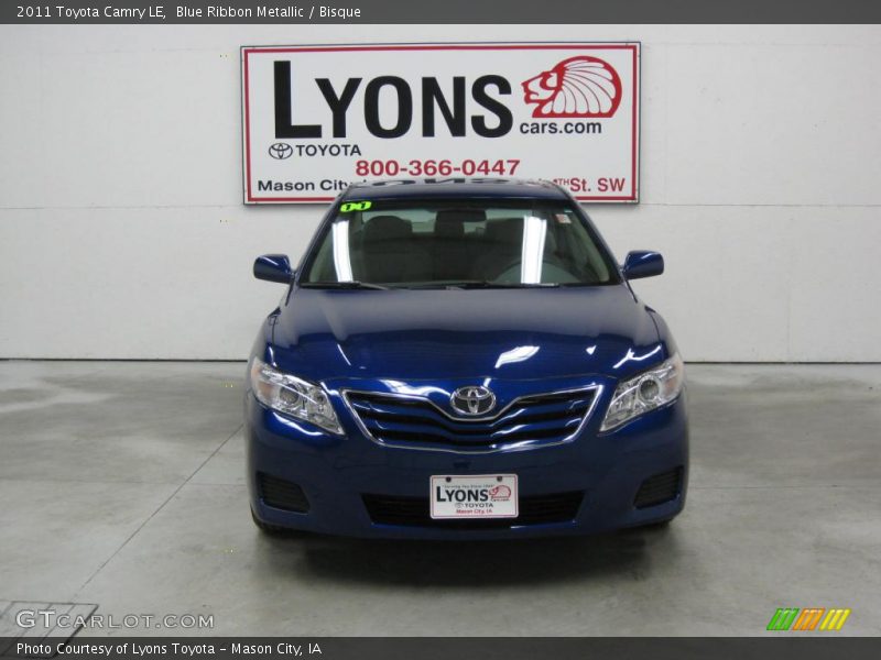 Blue Ribbon Metallic / Bisque 2011 Toyota Camry LE