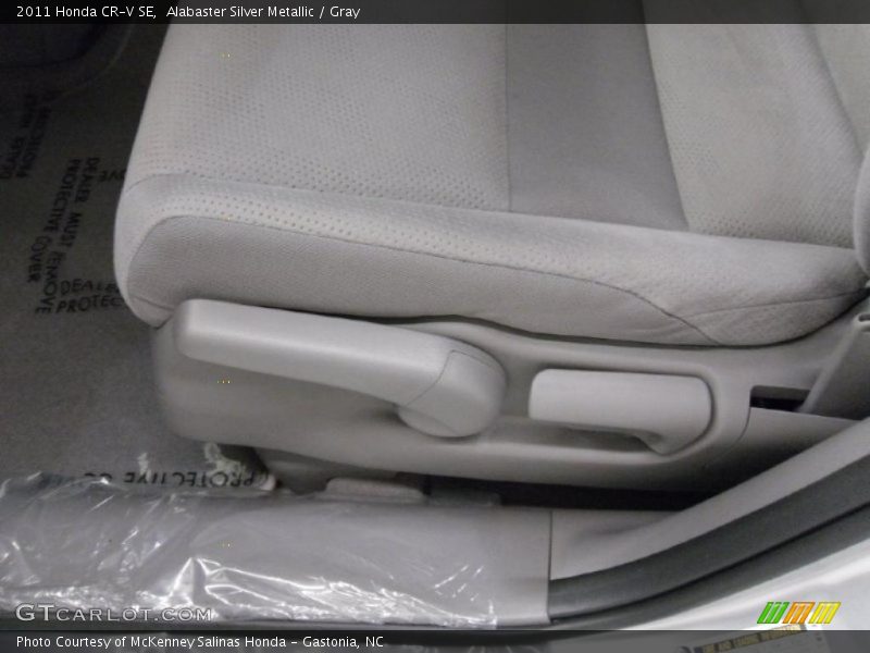 Alabaster Silver Metallic / Gray 2011 Honda CR-V SE