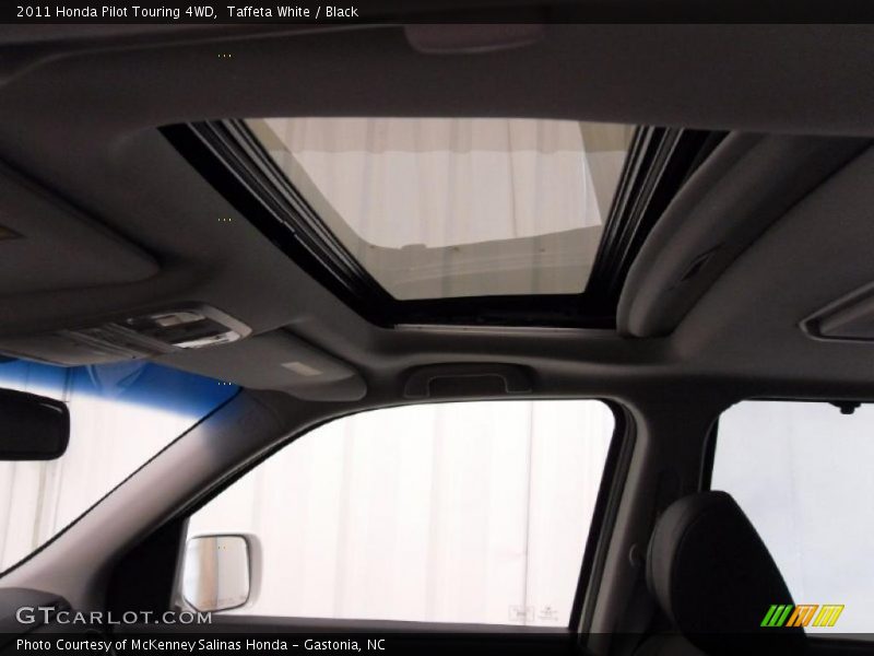 Taffeta White / Black 2011 Honda Pilot Touring 4WD