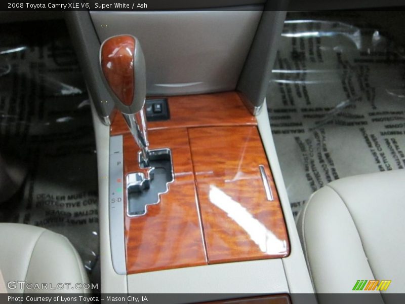  2008 Camry XLE V6 6 Speed Automatic Shifter