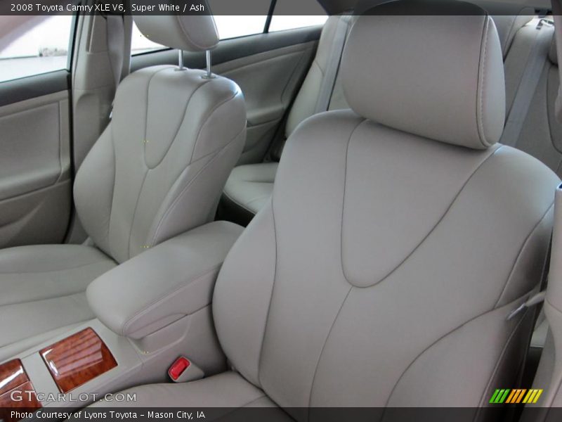  2008 Camry XLE V6 Ash Interior