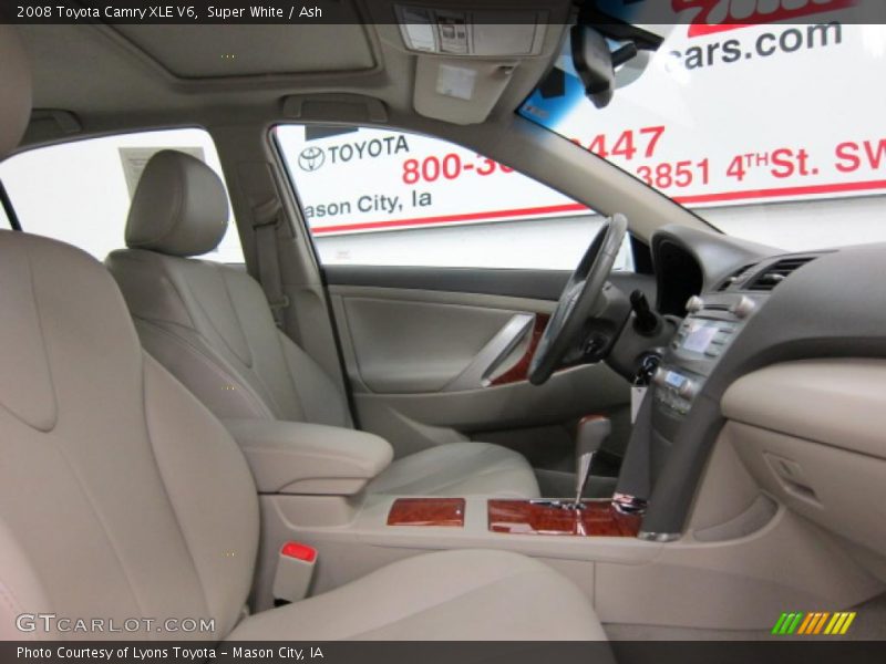 Super White / Ash 2008 Toyota Camry XLE V6
