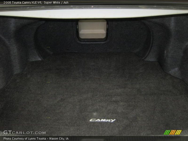  2008 Camry XLE V6 Trunk