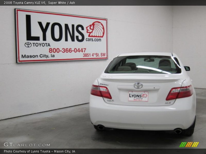 Super White / Ash 2008 Toyota Camry XLE V6
