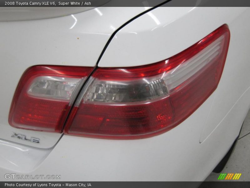 Super White / Ash 2008 Toyota Camry XLE V6