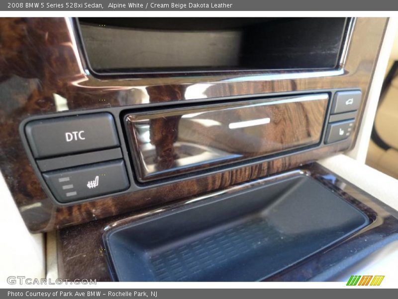 Alpine White / Cream Beige Dakota Leather 2008 BMW 5 Series 528xi Sedan