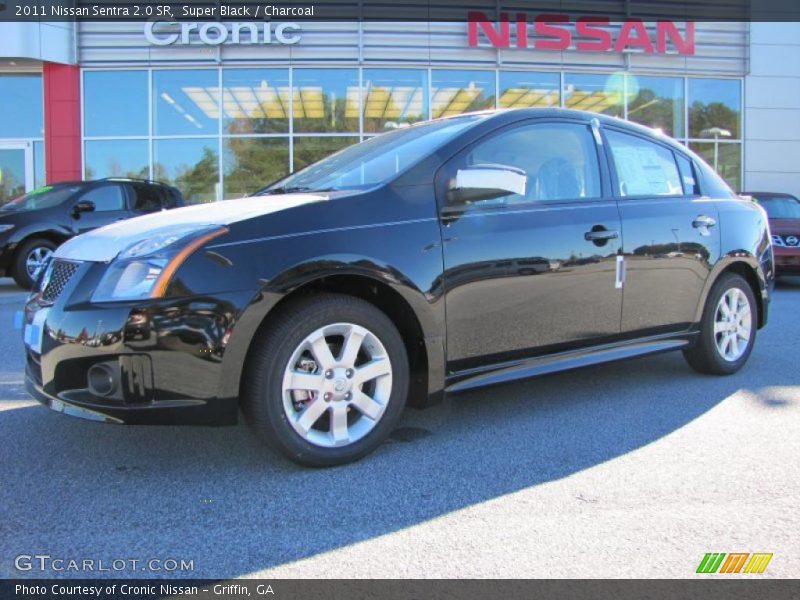 Super Black / Charcoal 2011 Nissan Sentra 2.0 SR