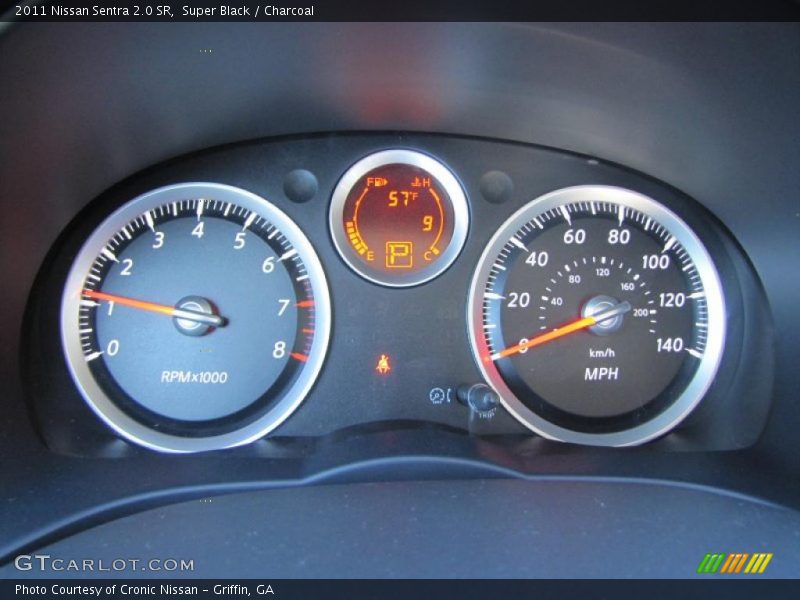 Super Black / Charcoal 2011 Nissan Sentra 2.0 SR