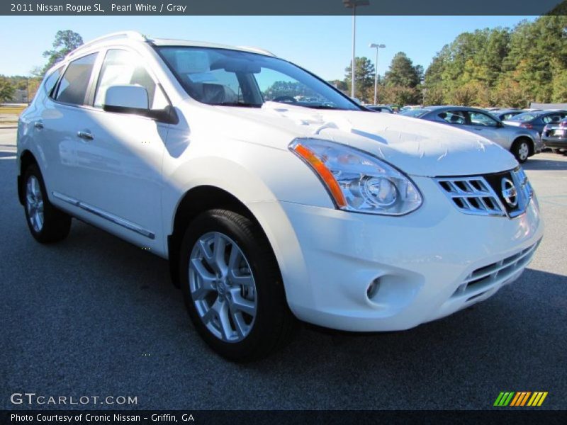 Pearl White / Gray 2011 Nissan Rogue SL