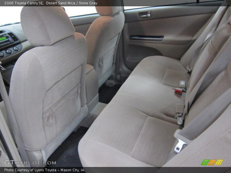  2006 Camry SE Stone Gray Interior