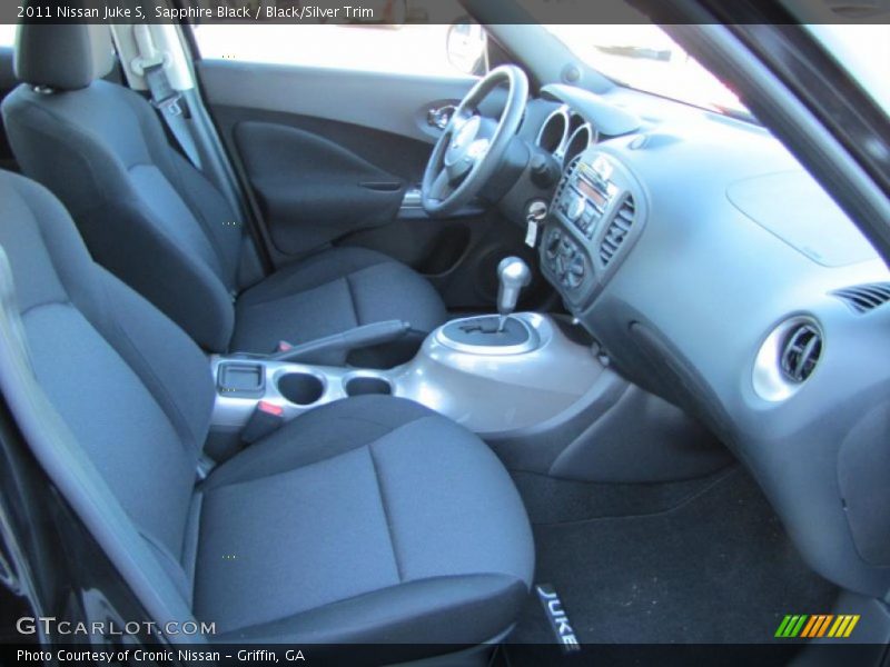 Sapphire Black / Black/Silver Trim 2011 Nissan Juke S