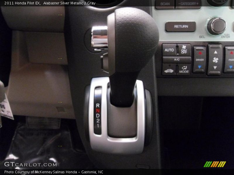  2011 Pilot EX 5 Speed Automatic Shifter