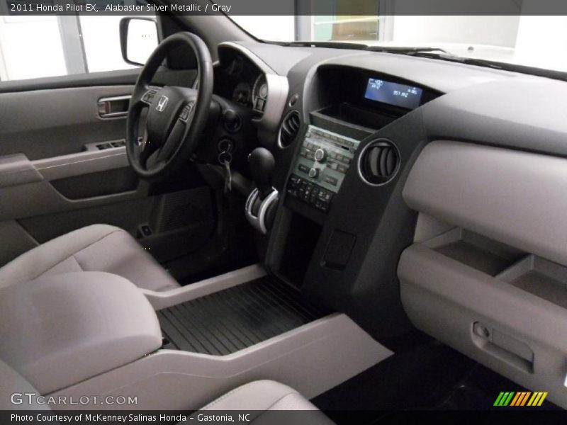  2011 Pilot EX Gray Interior