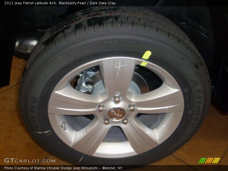 Blackberry Pearl / Dark Slate Gray 2011 Jeep Patriot Latitude 4x4