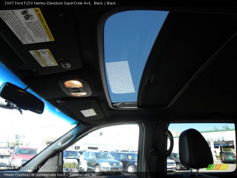 Sunroof of 2007 F150 Harley-Davidson SuperCrew 4x4