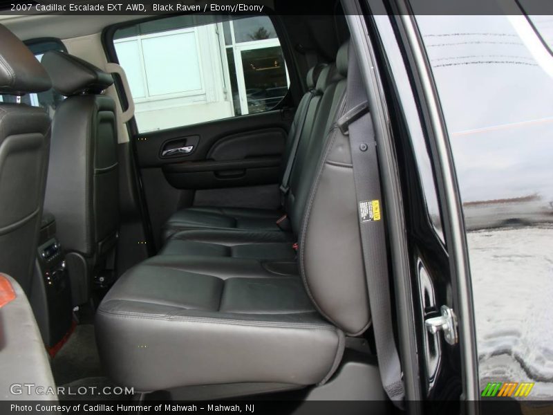 Black Raven / Ebony/Ebony 2007 Cadillac Escalade EXT AWD