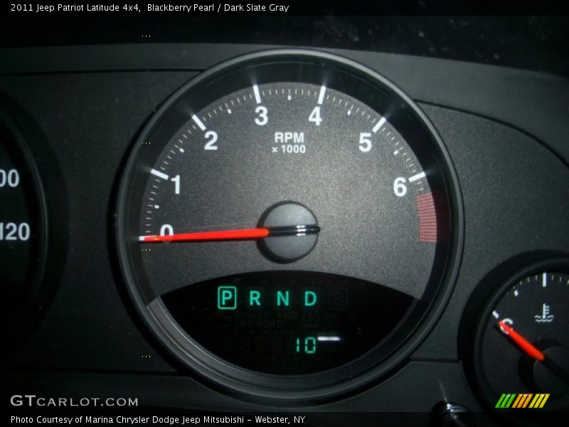Blackberry Pearl / Dark Slate Gray 2011 Jeep Patriot Latitude 4x4