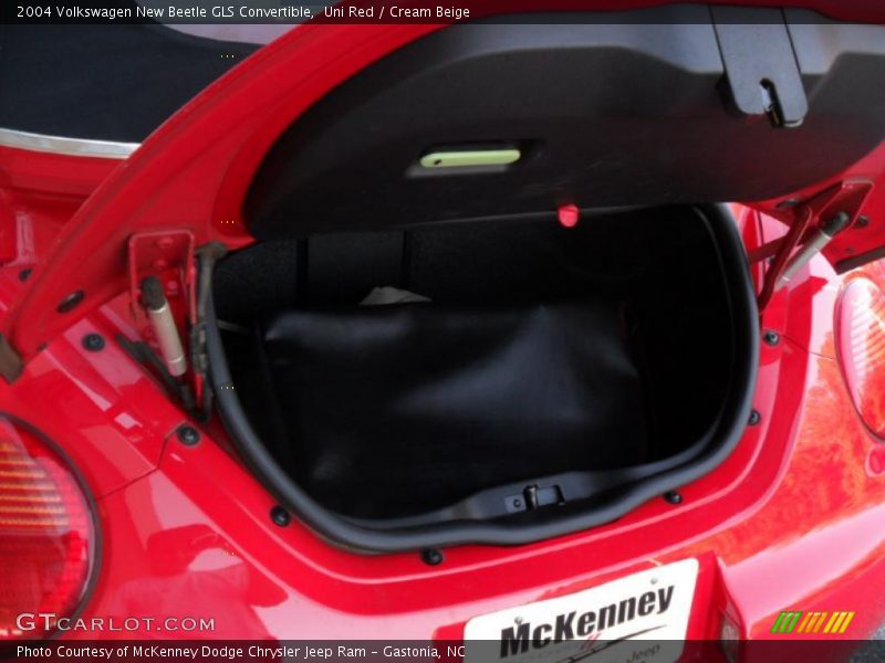 Uni Red / Cream Beige 2004 Volkswagen New Beetle GLS Convertible