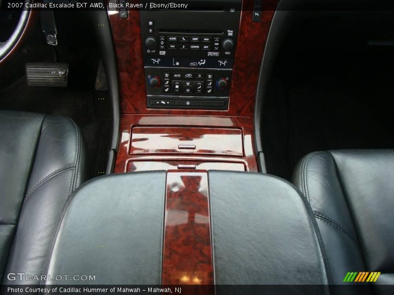 Black Raven / Ebony/Ebony 2007 Cadillac Escalade EXT AWD