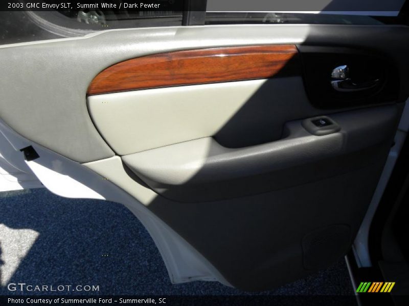 Summit White / Dark Pewter 2003 GMC Envoy SLT