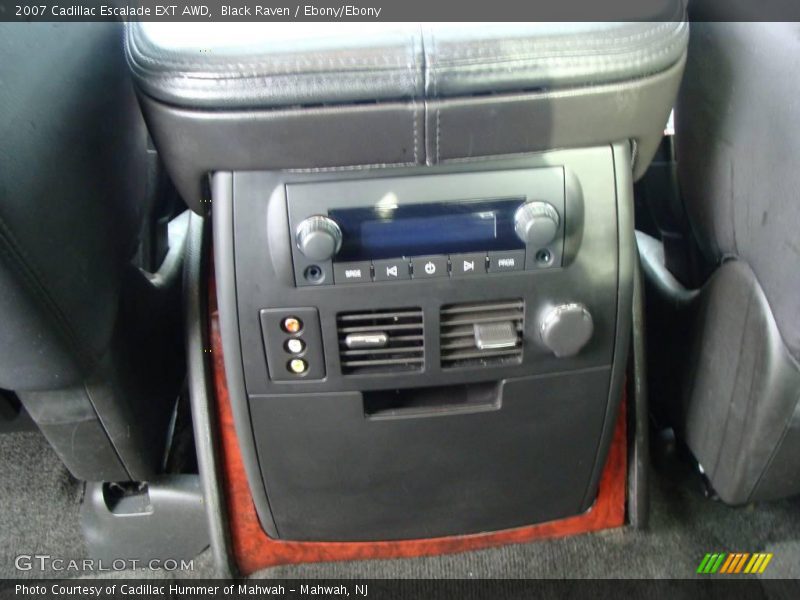 Black Raven / Ebony/Ebony 2007 Cadillac Escalade EXT AWD