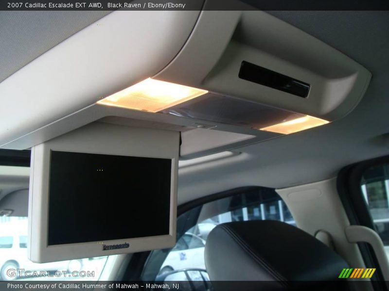 Black Raven / Ebony/Ebony 2007 Cadillac Escalade EXT AWD