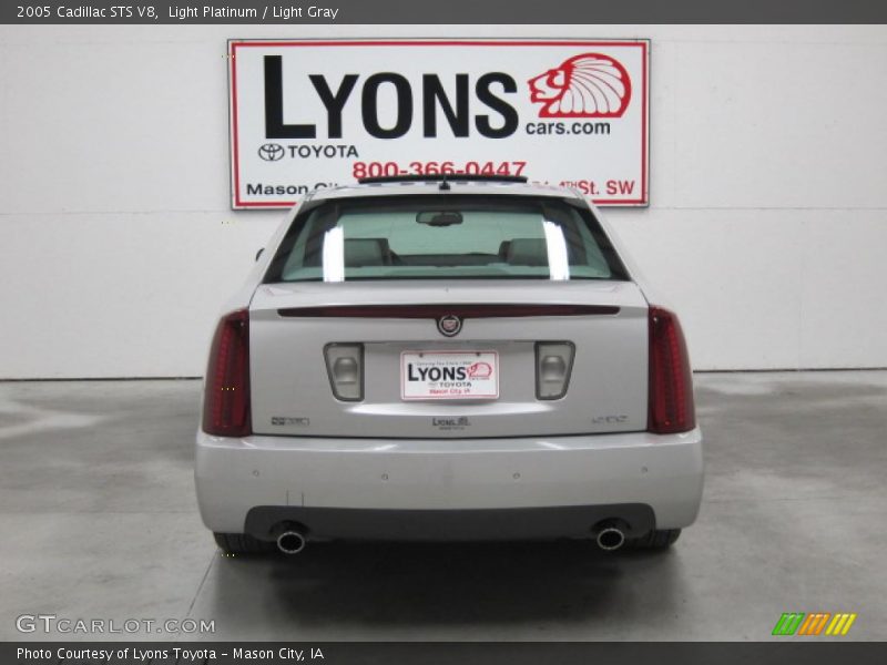 Light Platinum / Light Gray 2005 Cadillac STS V8