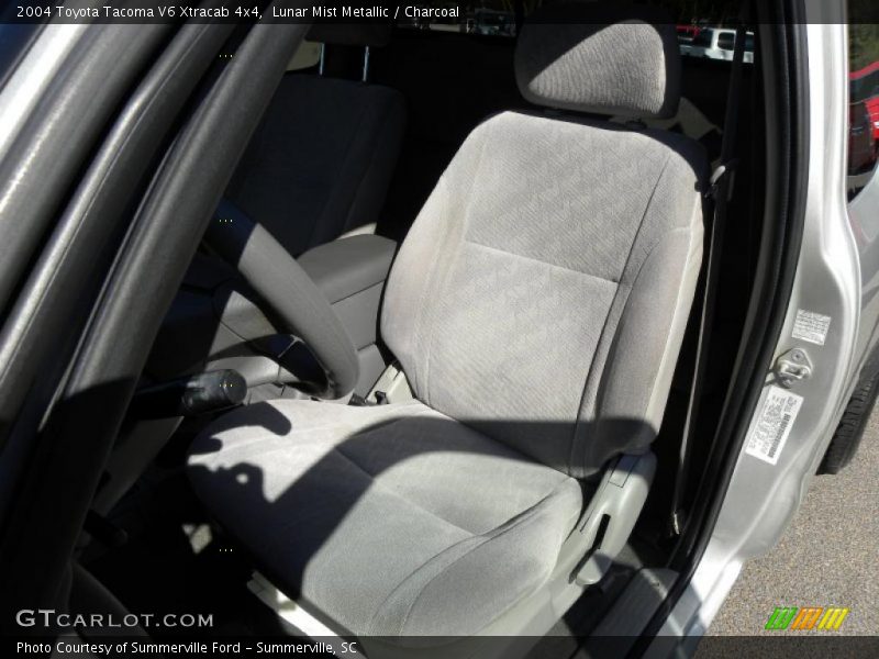 Lunar Mist Metallic / Charcoal 2004 Toyota Tacoma V6 Xtracab 4x4