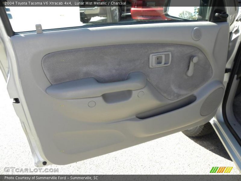 Door Panel of 2004 Tacoma V6 Xtracab 4x4
