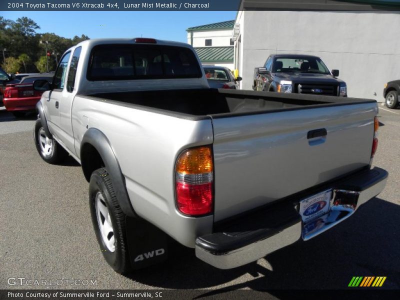 Lunar Mist Metallic / Charcoal 2004 Toyota Tacoma V6 Xtracab 4x4