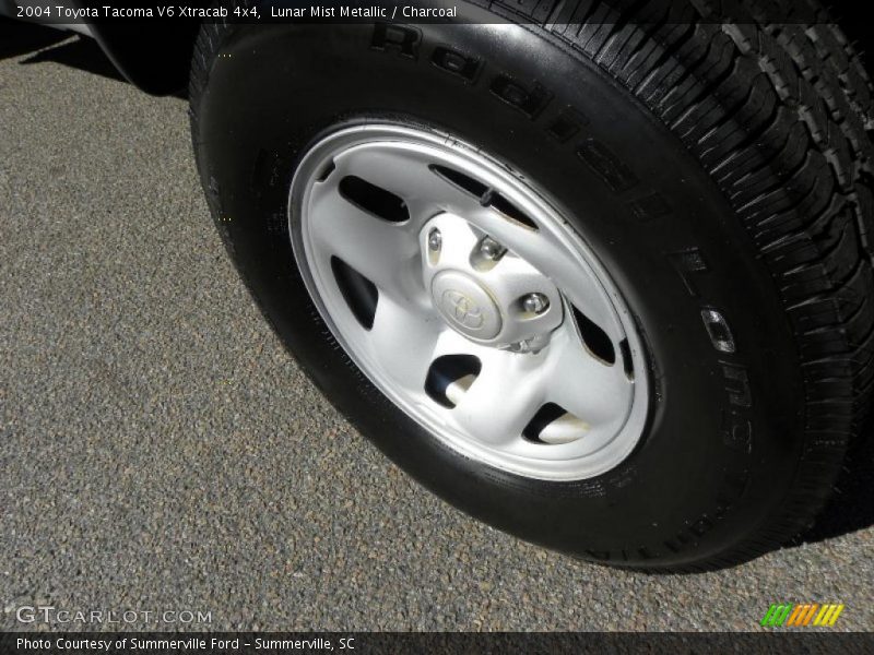 Lunar Mist Metallic / Charcoal 2004 Toyota Tacoma V6 Xtracab 4x4
