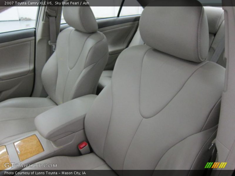  2007 Camry XLE V6 Ash Interior