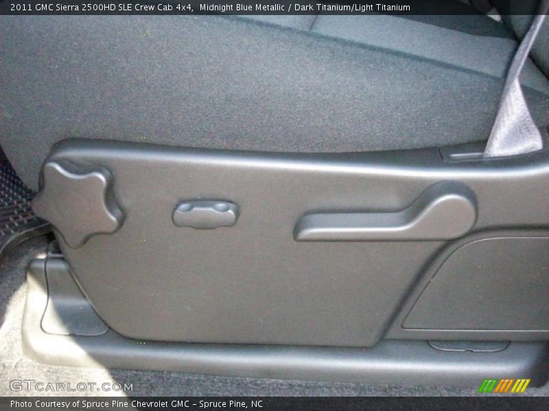 Midnight Blue Metallic / Dark Titanium/Light Titanium 2011 GMC Sierra 2500HD SLE Crew Cab 4x4