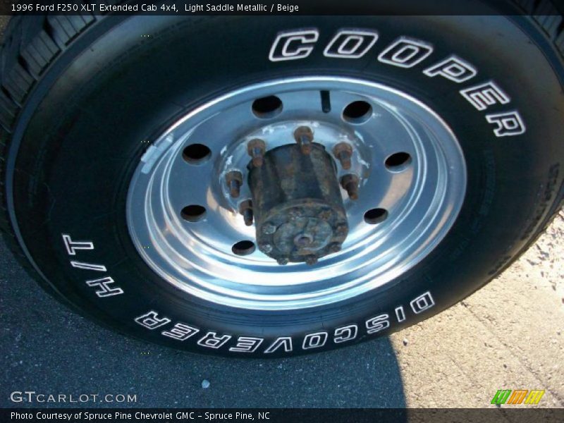 Light Saddle Metallic / Beige 1996 Ford F250 XLT Extended Cab 4x4