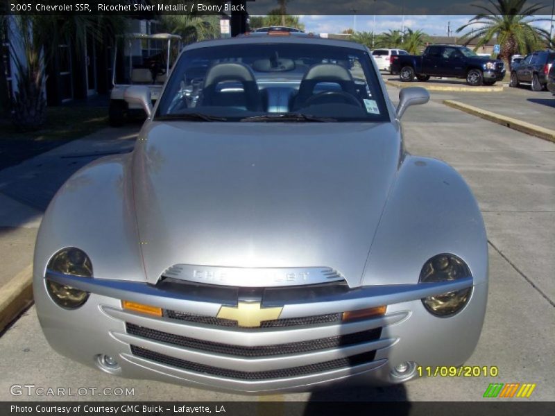 Ricochet Silver Metallic / Ebony Black 2005 Chevrolet SSR