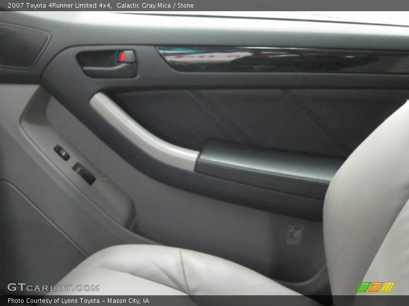 Galactic Gray Mica / Stone 2007 Toyota 4Runner Limited 4x4