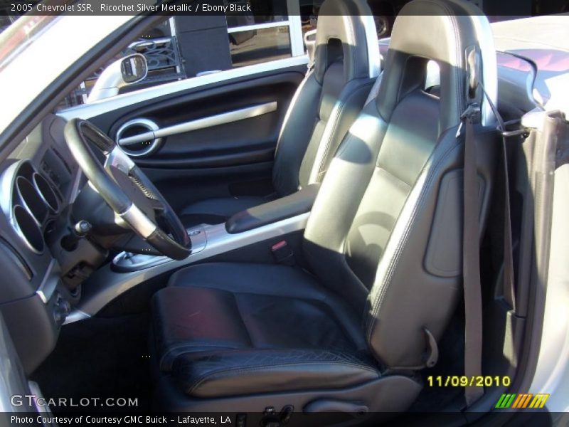 Ricochet Silver Metallic / Ebony Black 2005 Chevrolet SSR