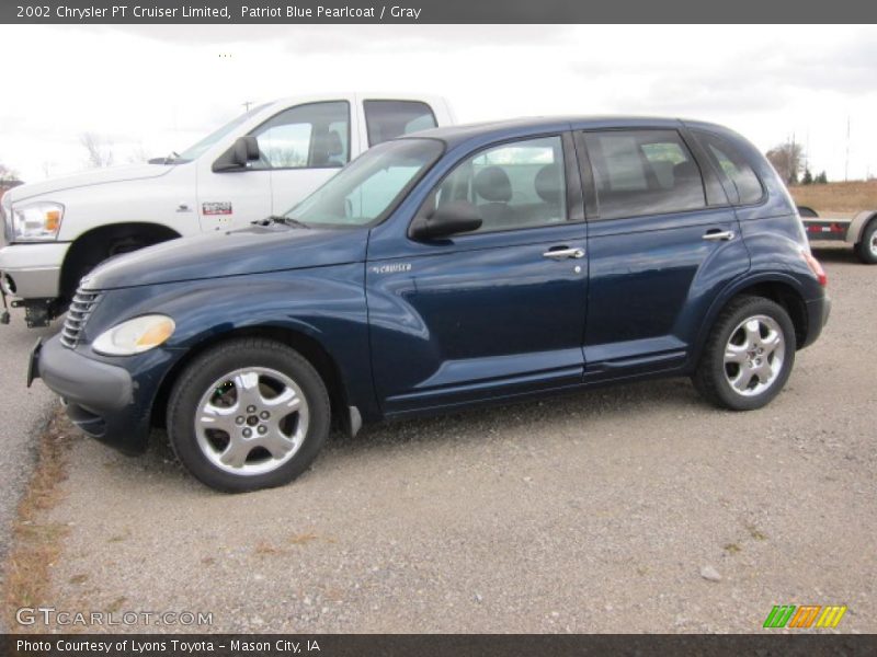 Patriot Blue Pearlcoat / Gray 2002 Chrysler PT Cruiser Limited
