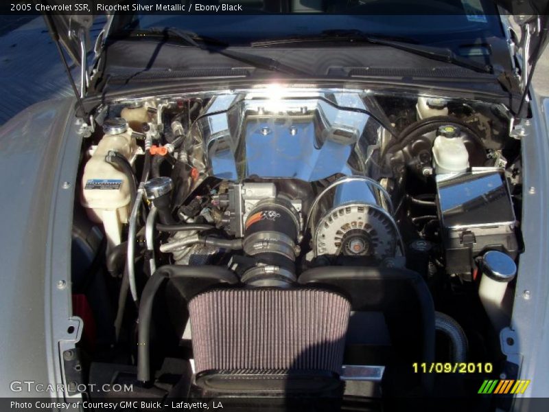  2005 SSR  Engine - 6.0 Liter OHV 16-Valve V8