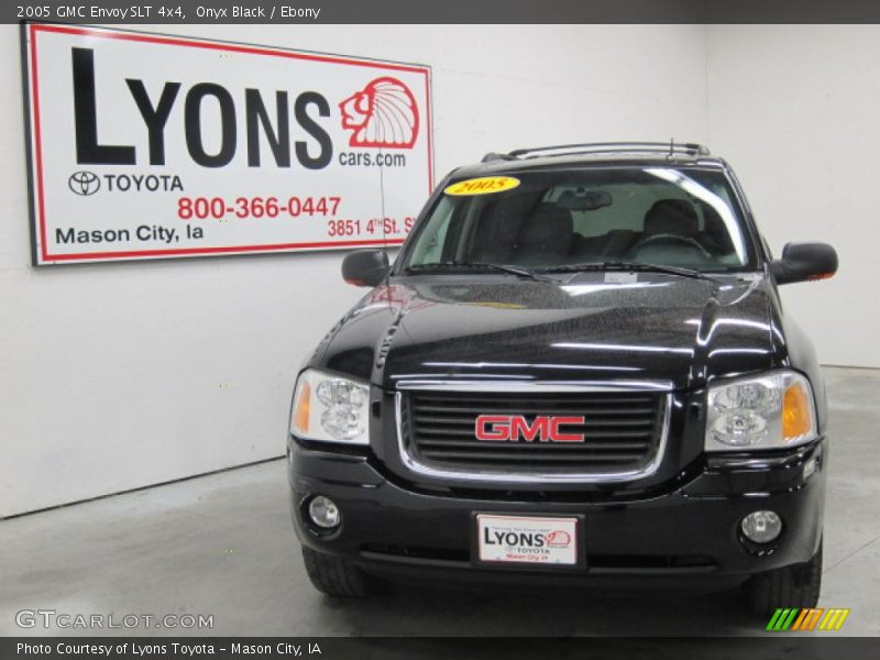 Onyx Black / Ebony 2005 GMC Envoy SLT 4x4