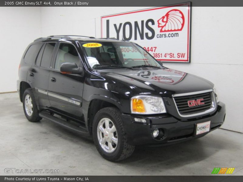 Onyx Black / Ebony 2005 GMC Envoy SLT 4x4