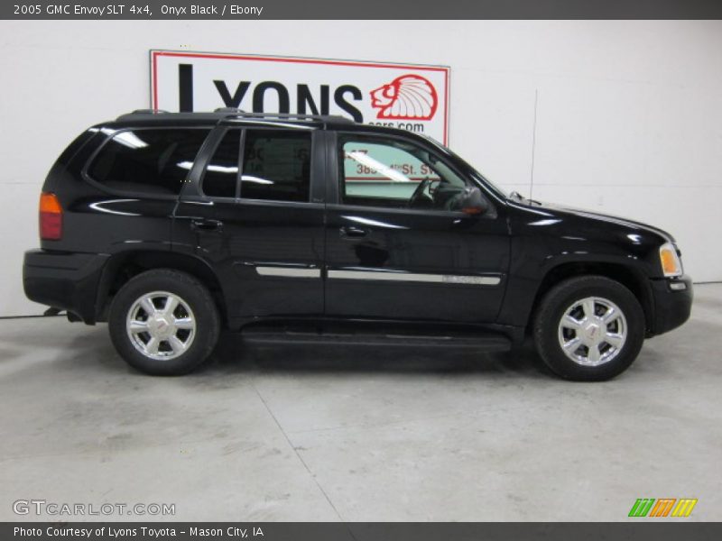 Onyx Black / Ebony 2005 GMC Envoy SLT 4x4
