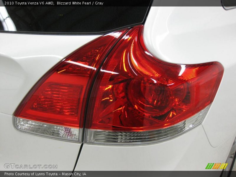 Blizzard White Pearl / Gray 2010 Toyota Venza V6 AWD