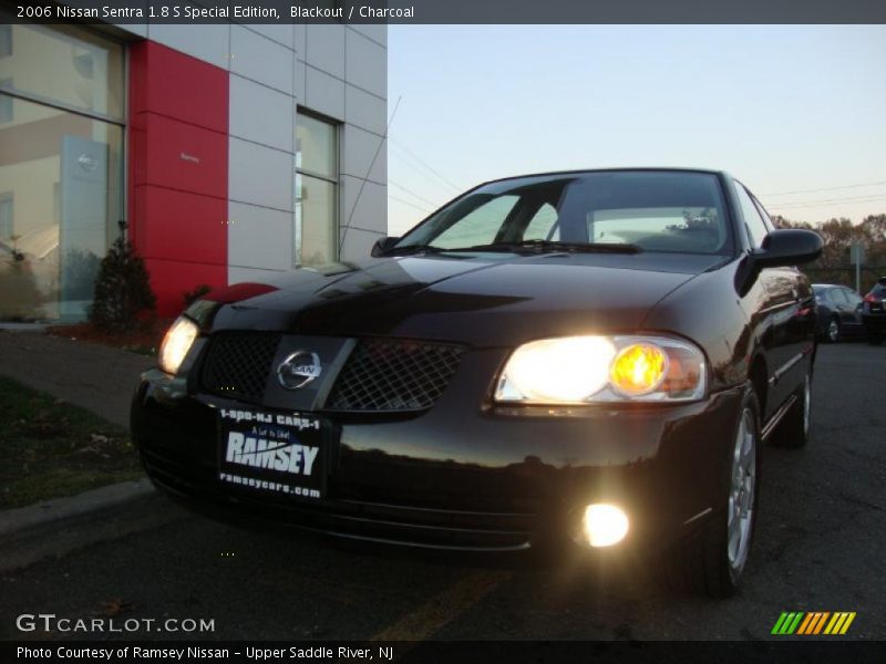 Blackout / Charcoal 2006 Nissan Sentra 1.8 S Special Edition
