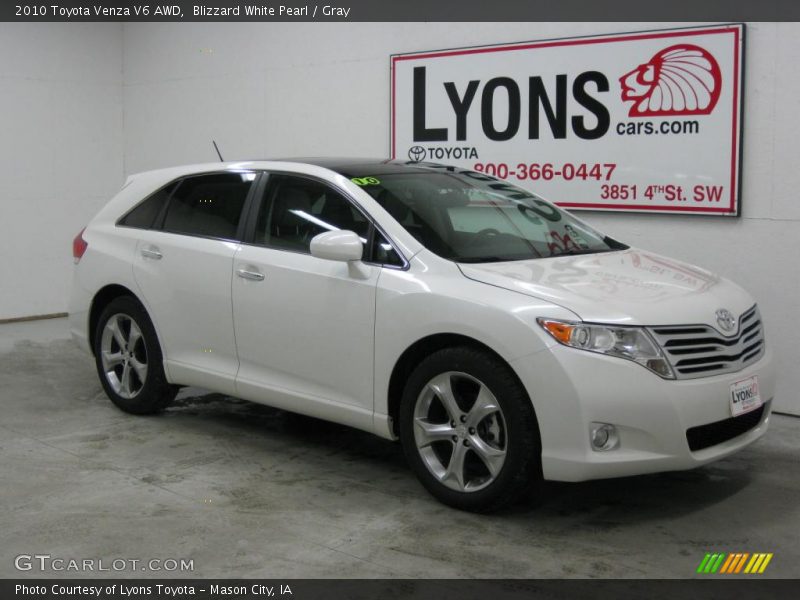 Blizzard White Pearl / Gray 2010 Toyota Venza V6 AWD