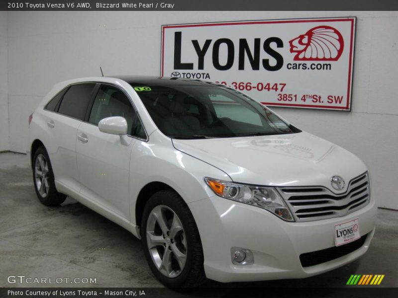 Blizzard White Pearl / Gray 2010 Toyota Venza V6 AWD