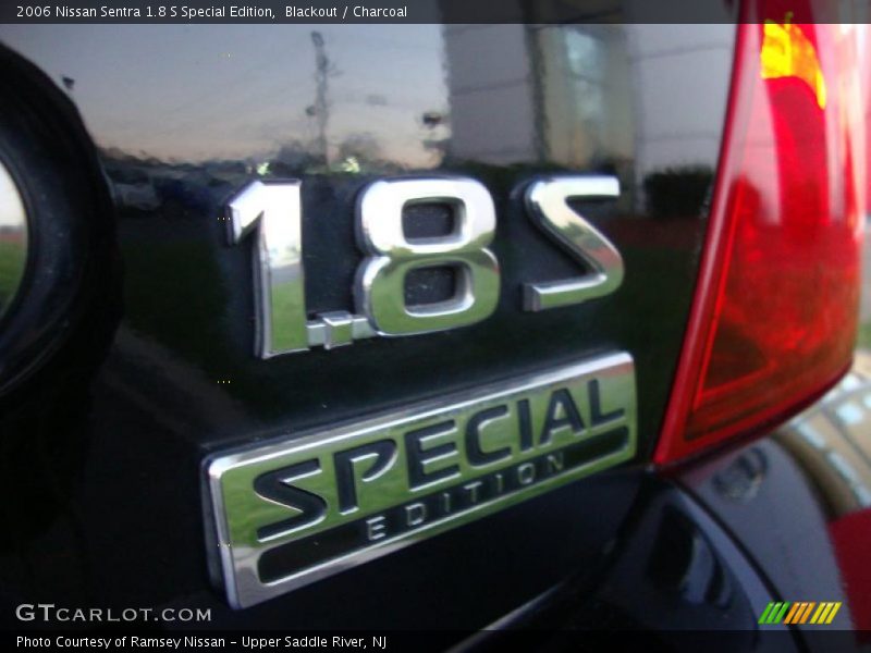 Blackout / Charcoal 2006 Nissan Sentra 1.8 S Special Edition