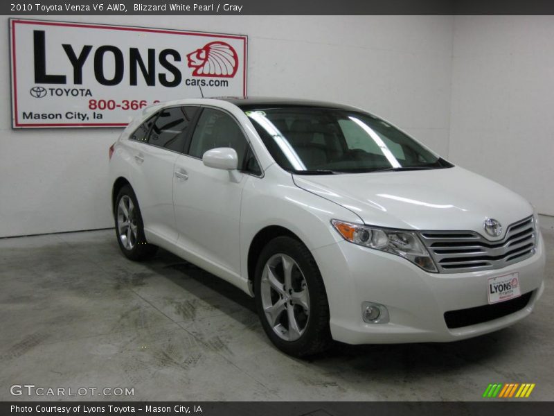 Blizzard White Pearl / Gray 2010 Toyota Venza V6 AWD
