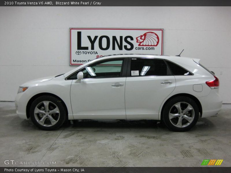 Blizzard White Pearl / Gray 2010 Toyota Venza V6 AWD