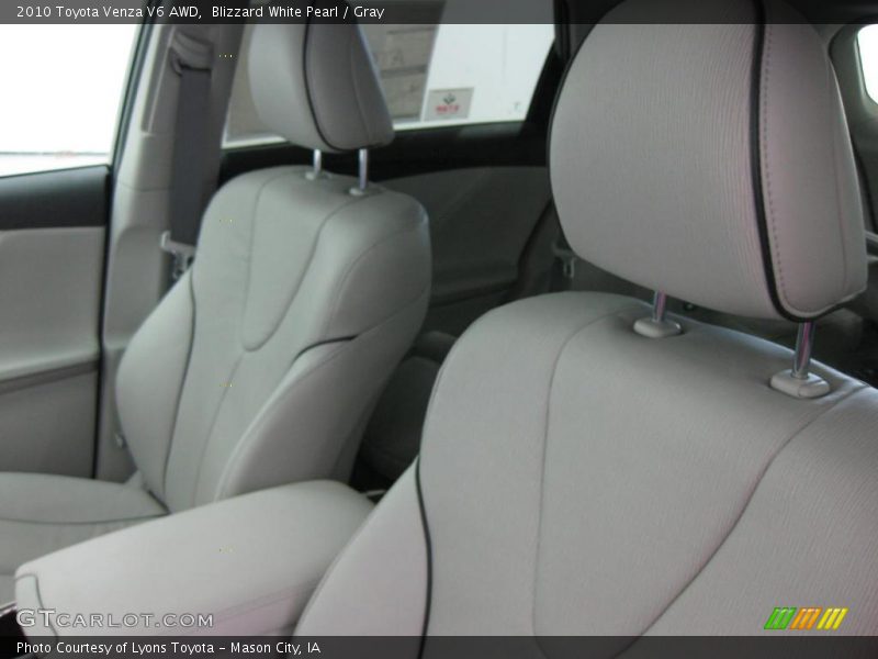  2010 Venza V6 AWD Gray Interior